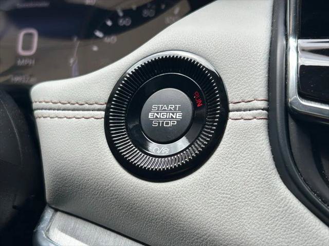Certified 2022 Jeep Compass Limited AWD/4WD image 46