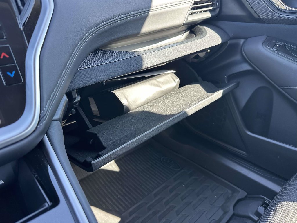 Certified 2025 Subaru Legacy Premium AWD/4WD image 16