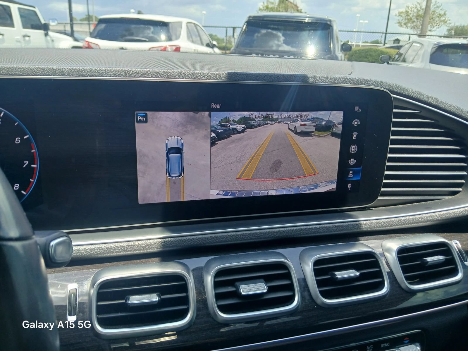 Used 2020 Mercedes-Benz GLE 350 4MATIC image 32
