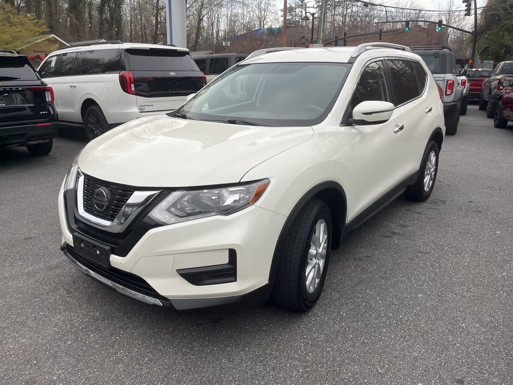 Used 2018 Nissan Rogue SV image 7