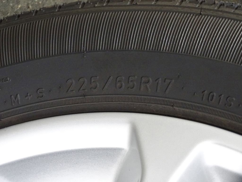 Used 2020 Ford Escape SE image 41