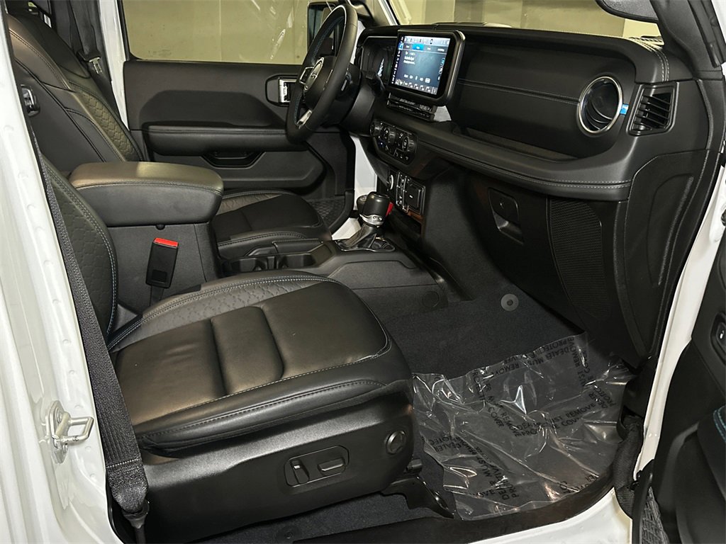 Used 2024 Jeep Wrangler High Altitude image 10