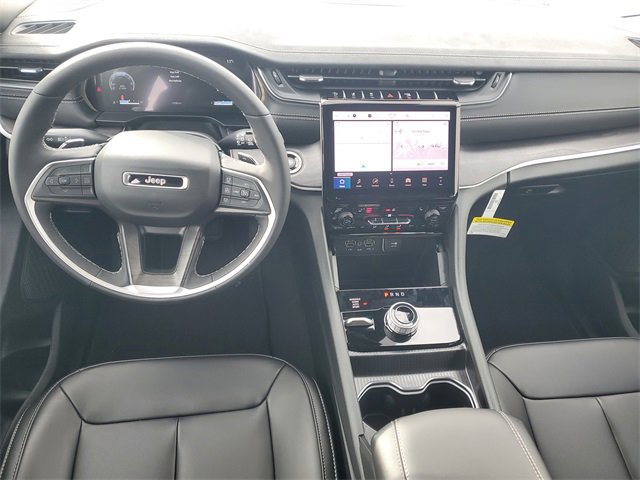 New 2025 Jeep Grand Cherokee Limited w/ Trailer Tow Package image 13