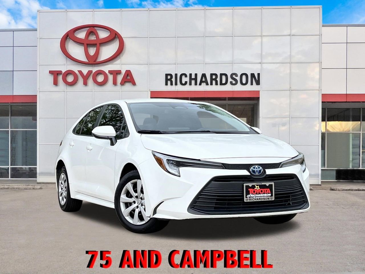 Used 2024 Toyota Corolla LE image 1