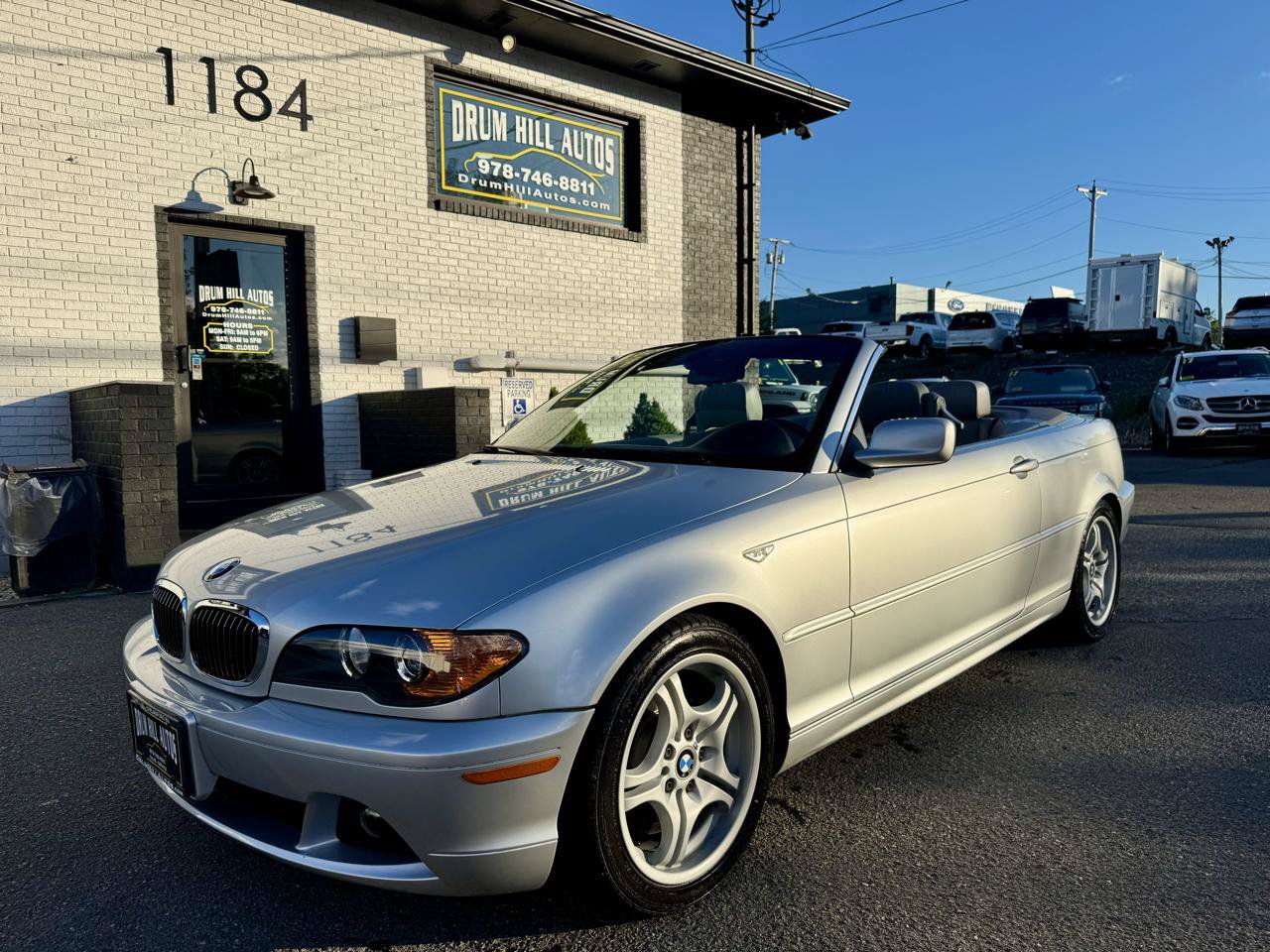 Used 2004 BMW 330Ci Convertible RWD image 2