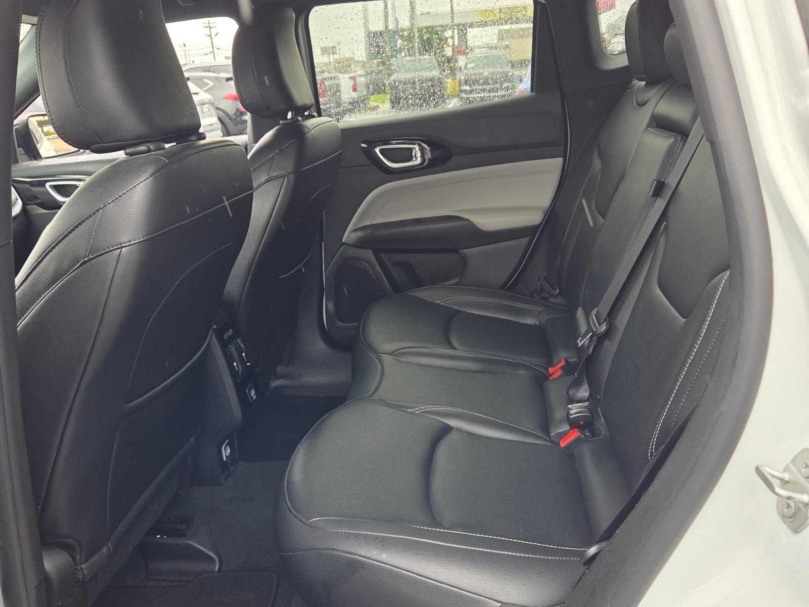 Used 2025 Jeep Compass Limited AWD/4WD image 6
