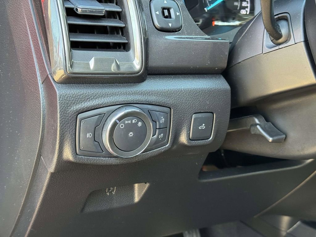 Used 2021 Ford Ranger Lariat w/ Equipment Group 501A High image 10