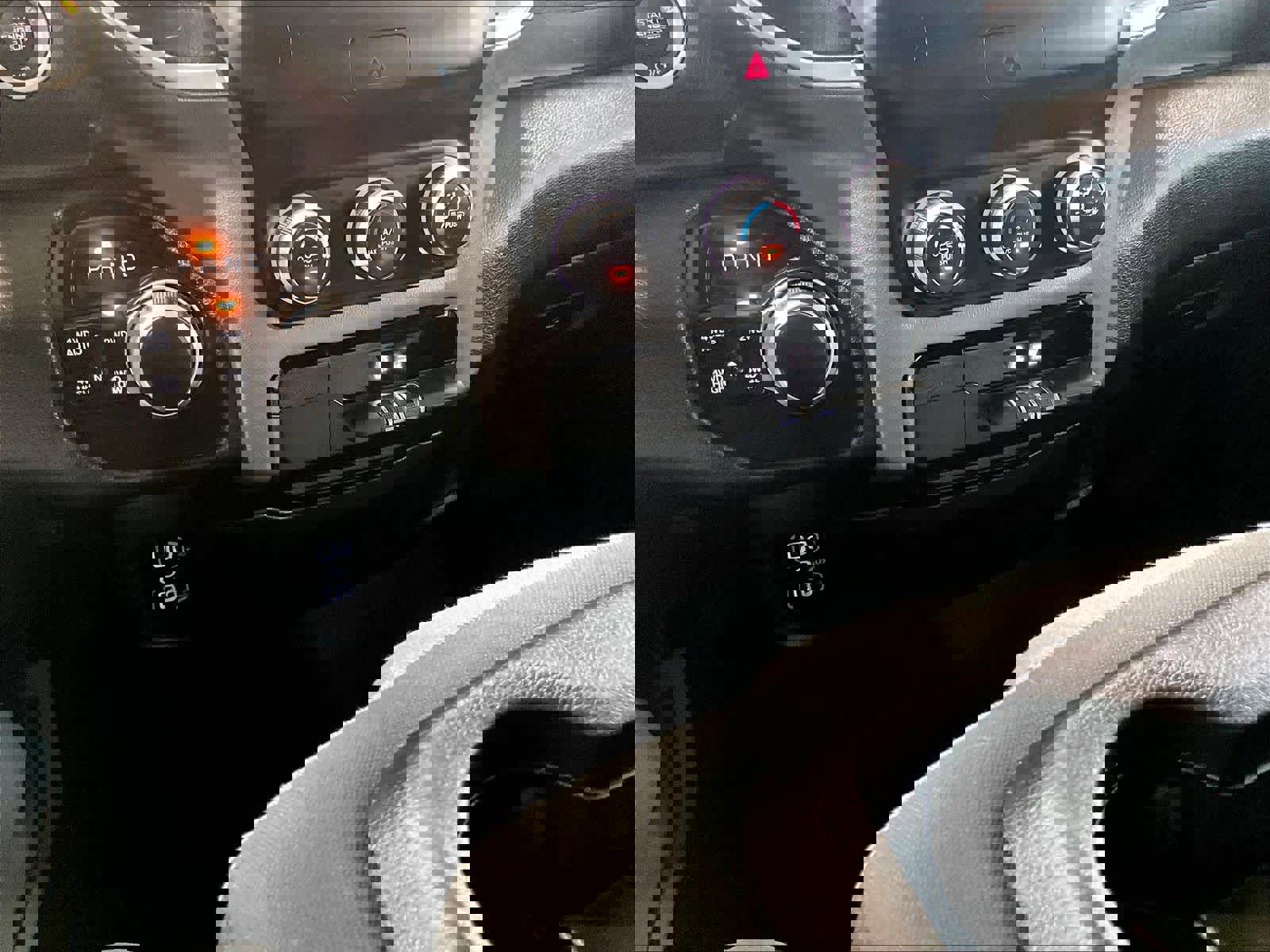 Used 2020 RAM 1500 Big Horn image 25