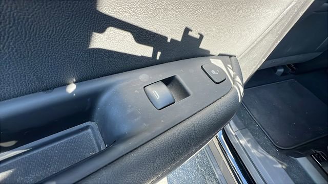 Used 2022 Chevrolet Blazer Premier w/ Enhanced Convenience Package image 15