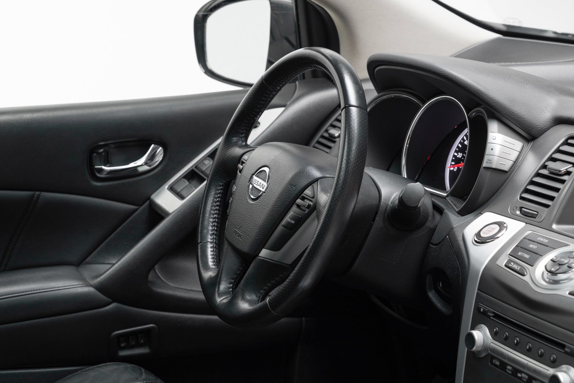 Used 2012 Nissan Murano SL AWD/4WD image 35