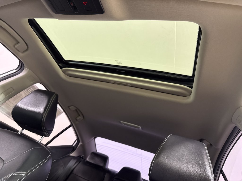Used 2020 Nissan Altima 2.5 Platinum FWD image 23