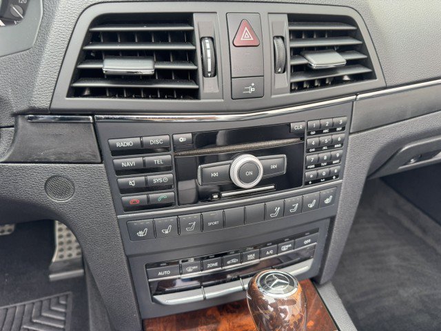 Used 2011 Mercedes-Benz E 550 Cabriolet image 25