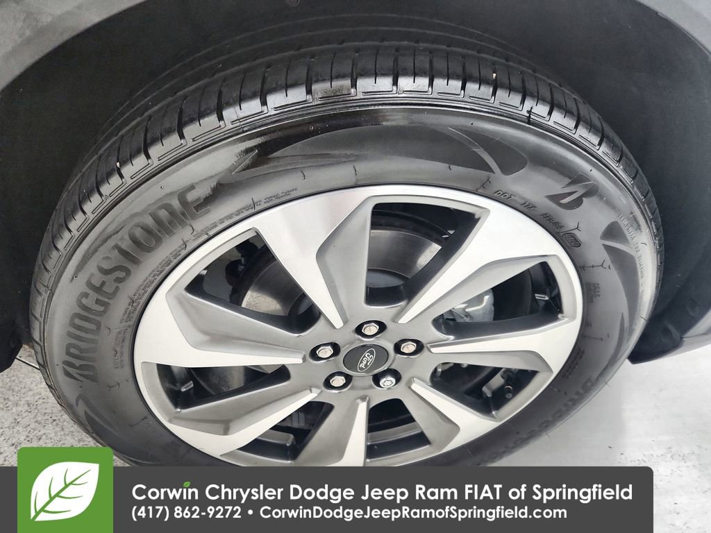 Used 2024 Ford Escape Platinum w/ Premium Technology Package image 26