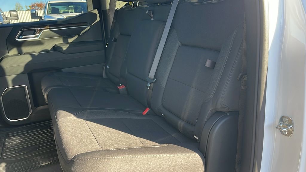 New 2026 GMC Sierra 1500 Elevation image 13