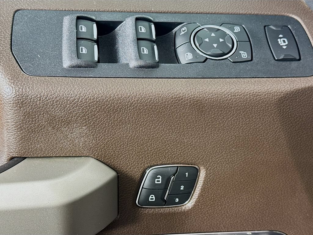 Used 2019 Ford F250 King Ranch w/ FX4 Off-Road Package AWD/4WD image 21