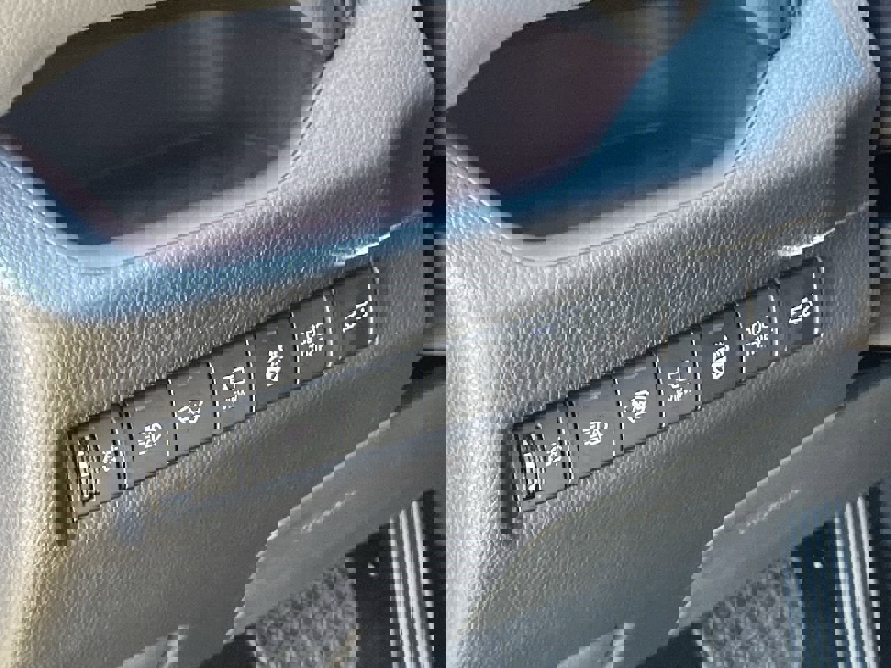 New 2025 Toyota RAV4 Limited image 12