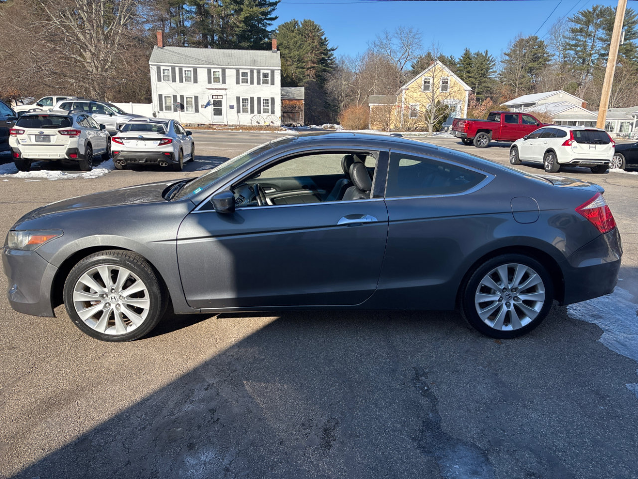 Used 2010 Honda Accord EX-L image 2