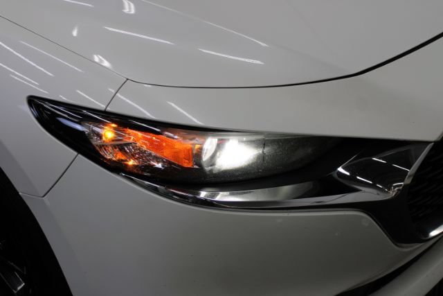 Used 2020 MAZDA MAZDA3 AWD Sedan w/ Select Package image 28