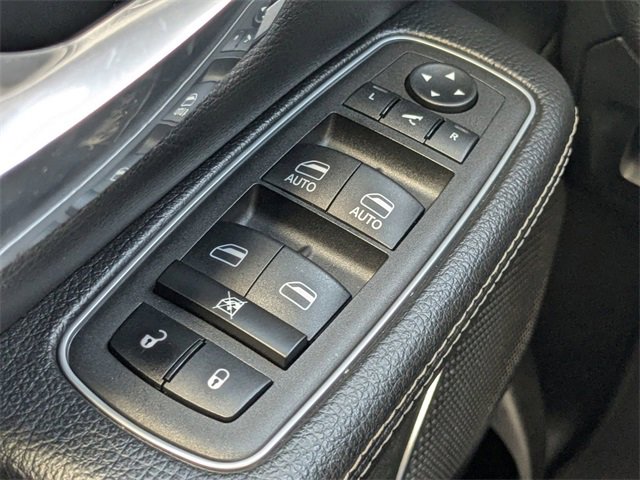 Used 2024 RAM 1500 Laramie image 26