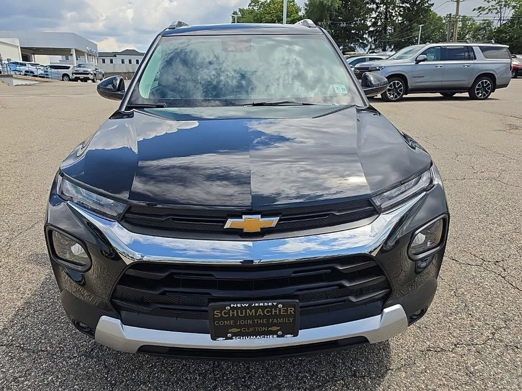 Used 2023 Chevrolet TrailBlazer LT FWD image 8