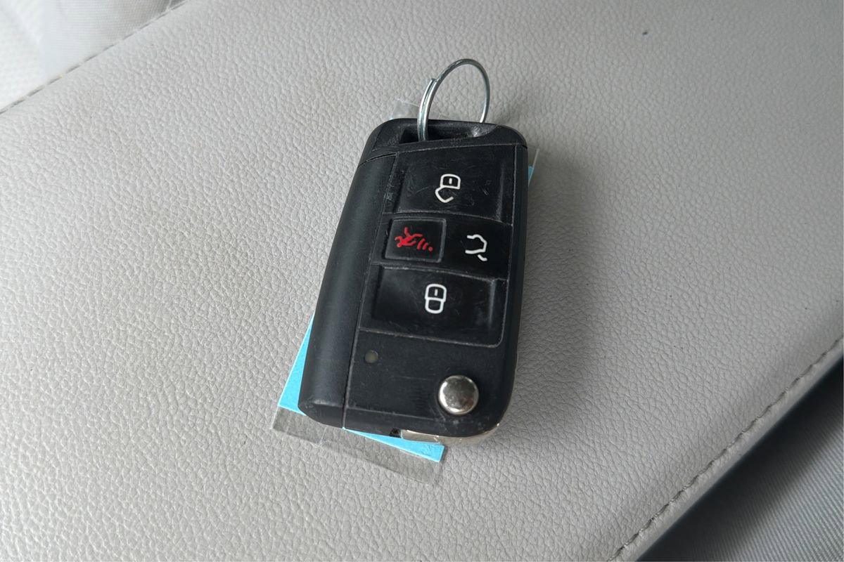 Used 2019 Volkswagen Jetta S w/ Driver Assistance Package FWD image 32