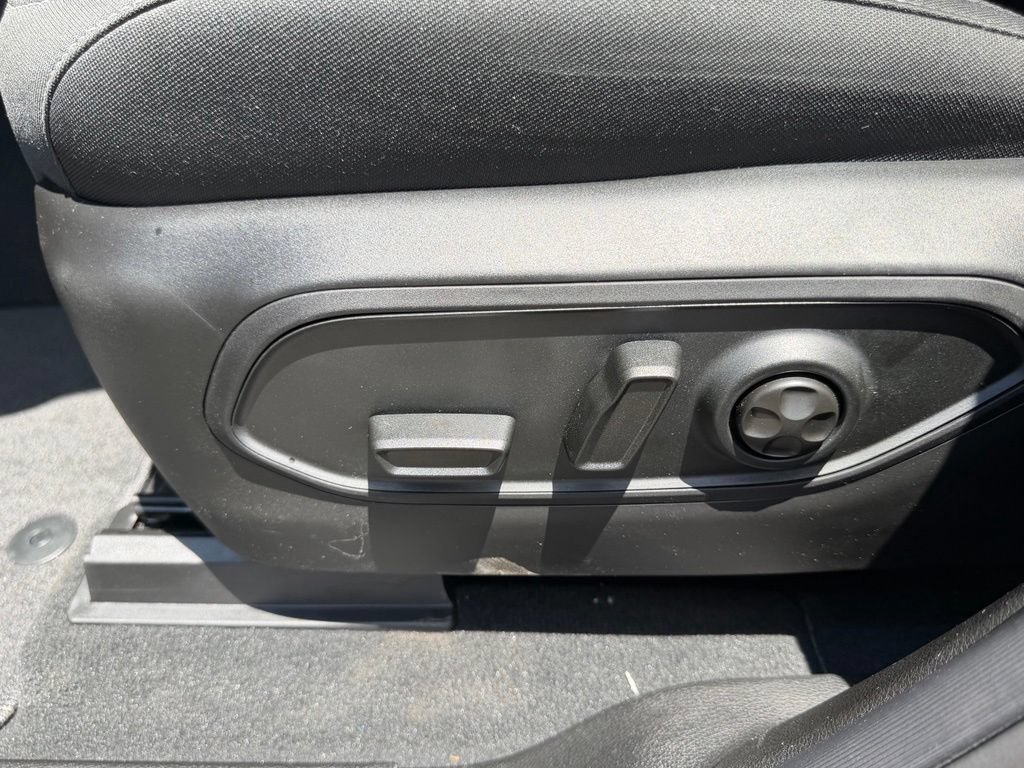 New 2026 Jeep Grand Cherokee Laredo RWD image 15