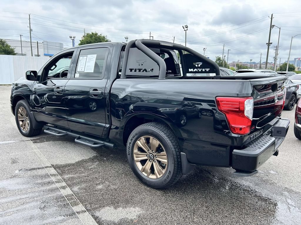 Used 2024 Nissan Titan SV w/ SV Bronze Edition Package RWD image 4
