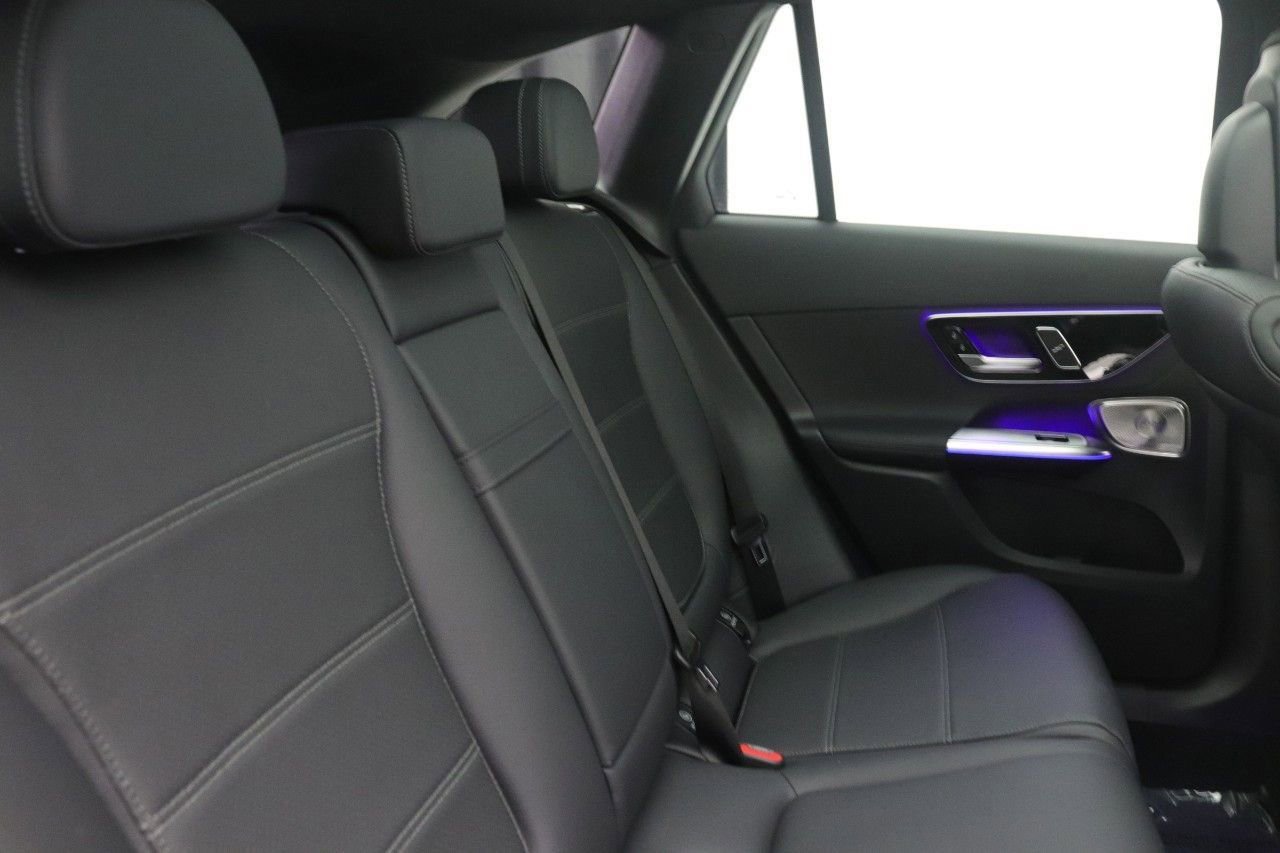 Used 2026 Mercedes-Benz GLC 300 image 32