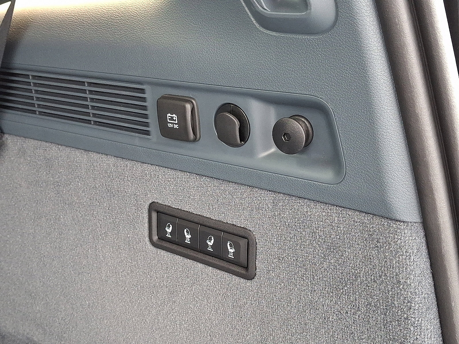 Used 2024 Jeep Grand Wagoneer Series III image 31