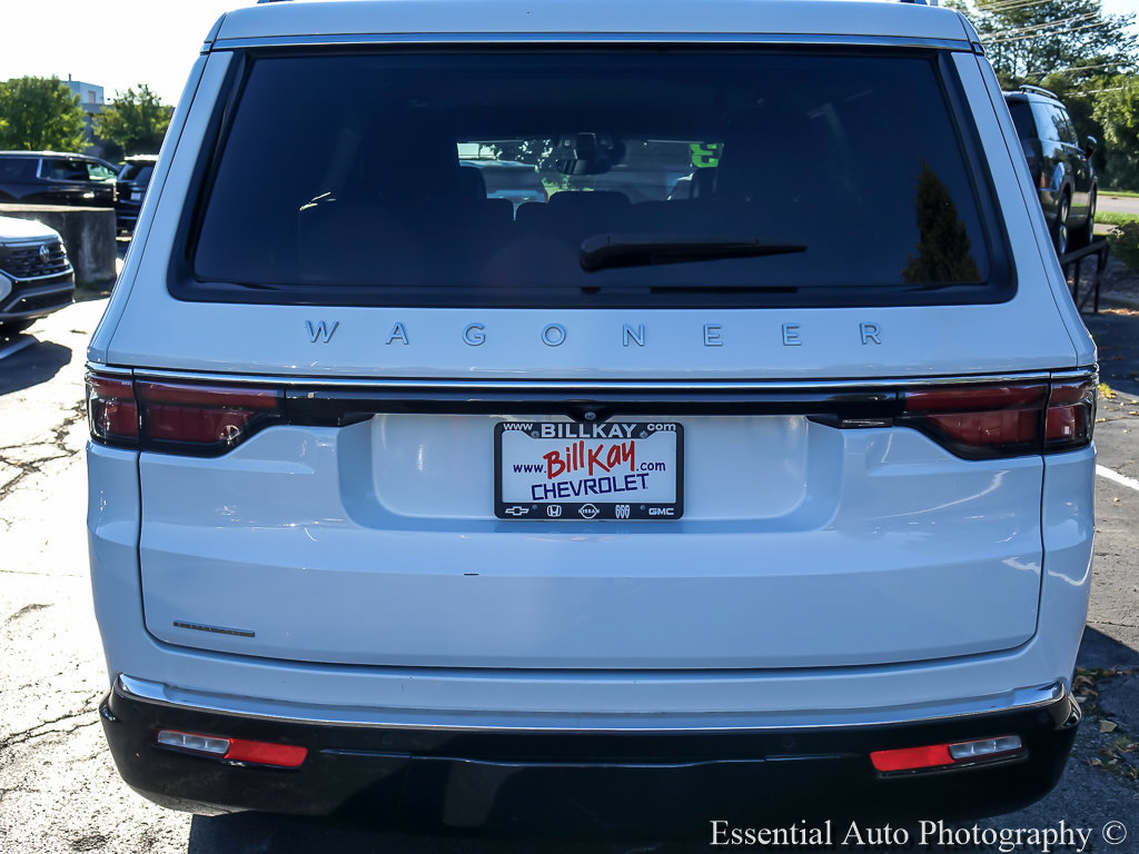 Used 2023 Jeep Wagoneer 4WD w/ Convenience Group I image 7