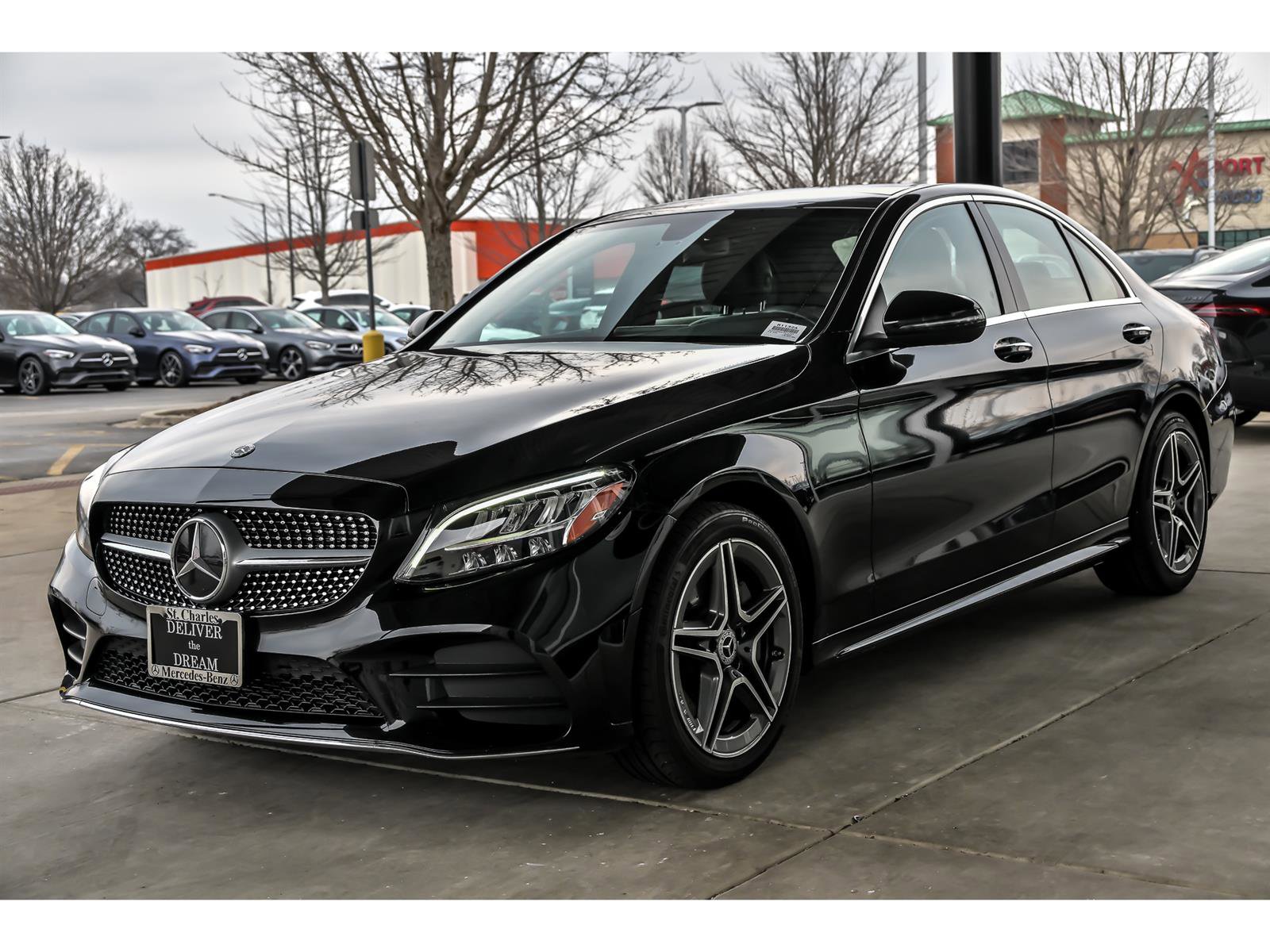 Used 2020 Mercedes-Benz C 300 4MATIC Sedan image 5