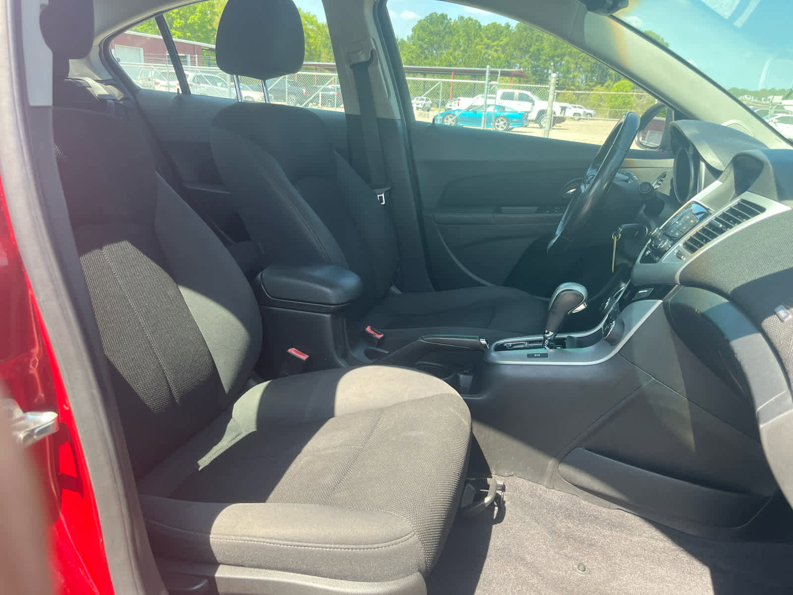 Used 2011 Chevrolet Cruze LT image 27