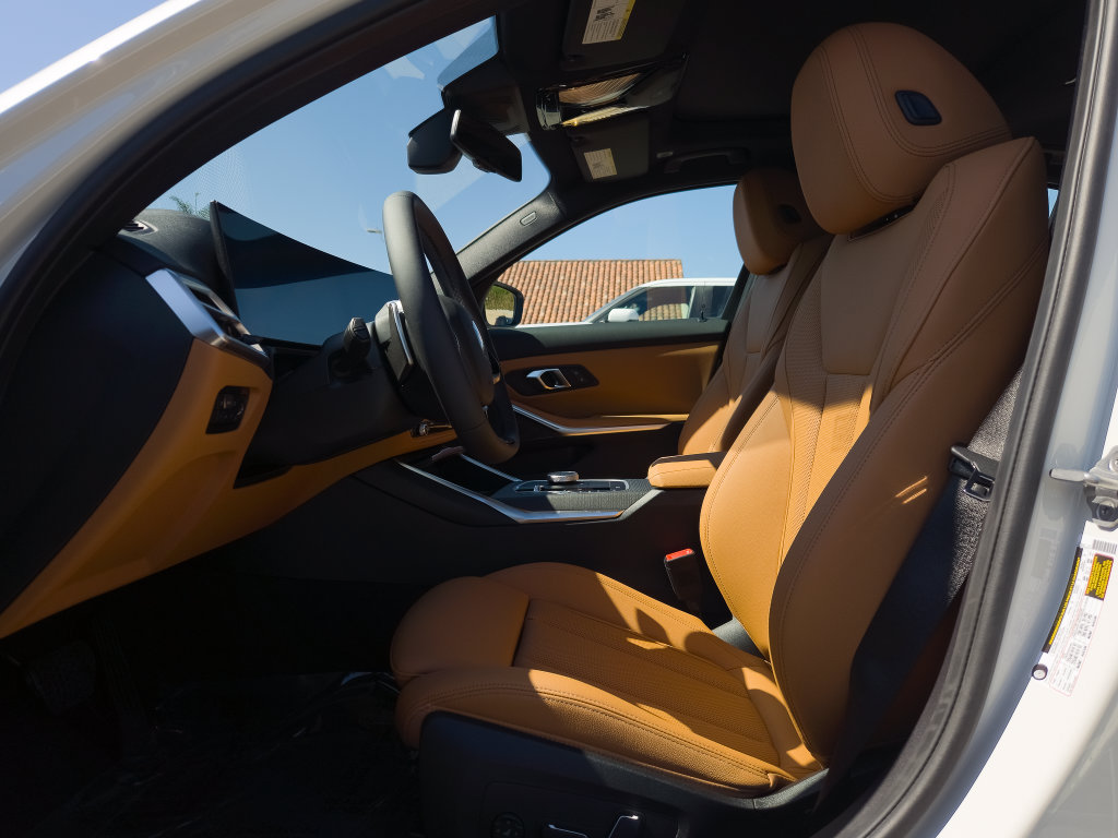 New 2026 BMW 330i Sedan w/ Premium Package RWD image 7