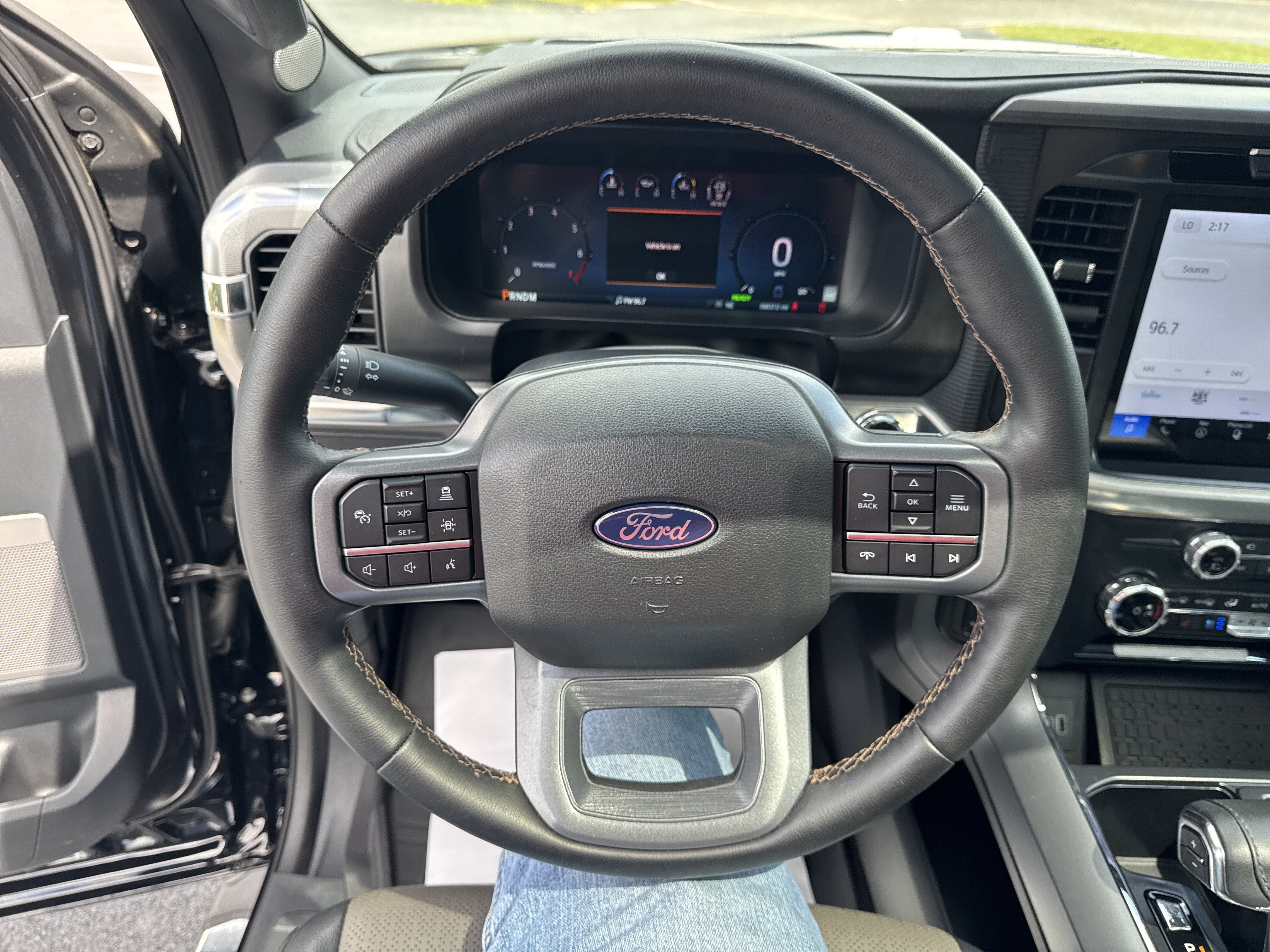 Used 2025 Ford F150 Lariat w/ Equipment Group 502A High AWD/4WD image 17