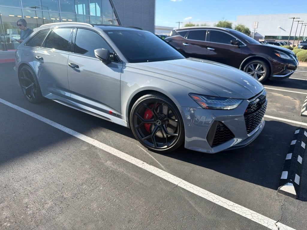 Used 2024 Audi RS 6 performance AWD/4WD image 3