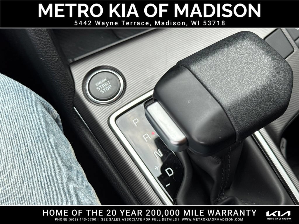 Used 2026 Kia Sportage EX FWD image 28