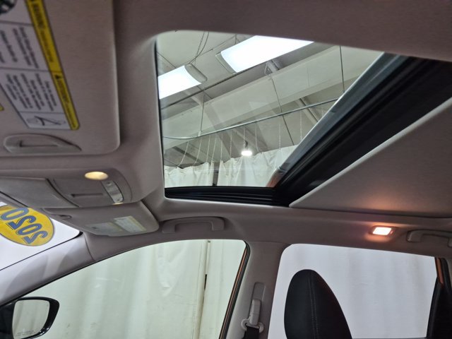 Used 2020 Nissan Rogue SV w/ Sun & Sound Touring Package AWD/4WD image 23