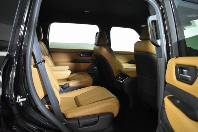 New 2025 Nissan Armada SL w/ Captain's Chari Seat Package AWD/4WD image 42