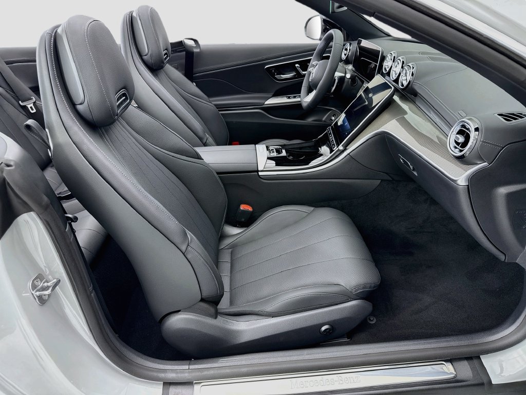 New 2027 Mercedes-Benz CLE 450 4MATIC Cabriolet image 18