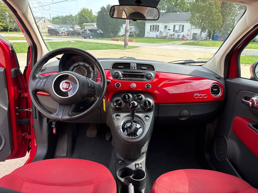Used 2015 FIAT 500 Pop FWD image 9