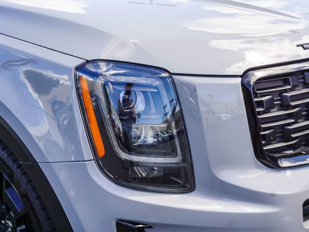 Used 2022 Kia Telluride SX w/ SX Prestige Package image 11