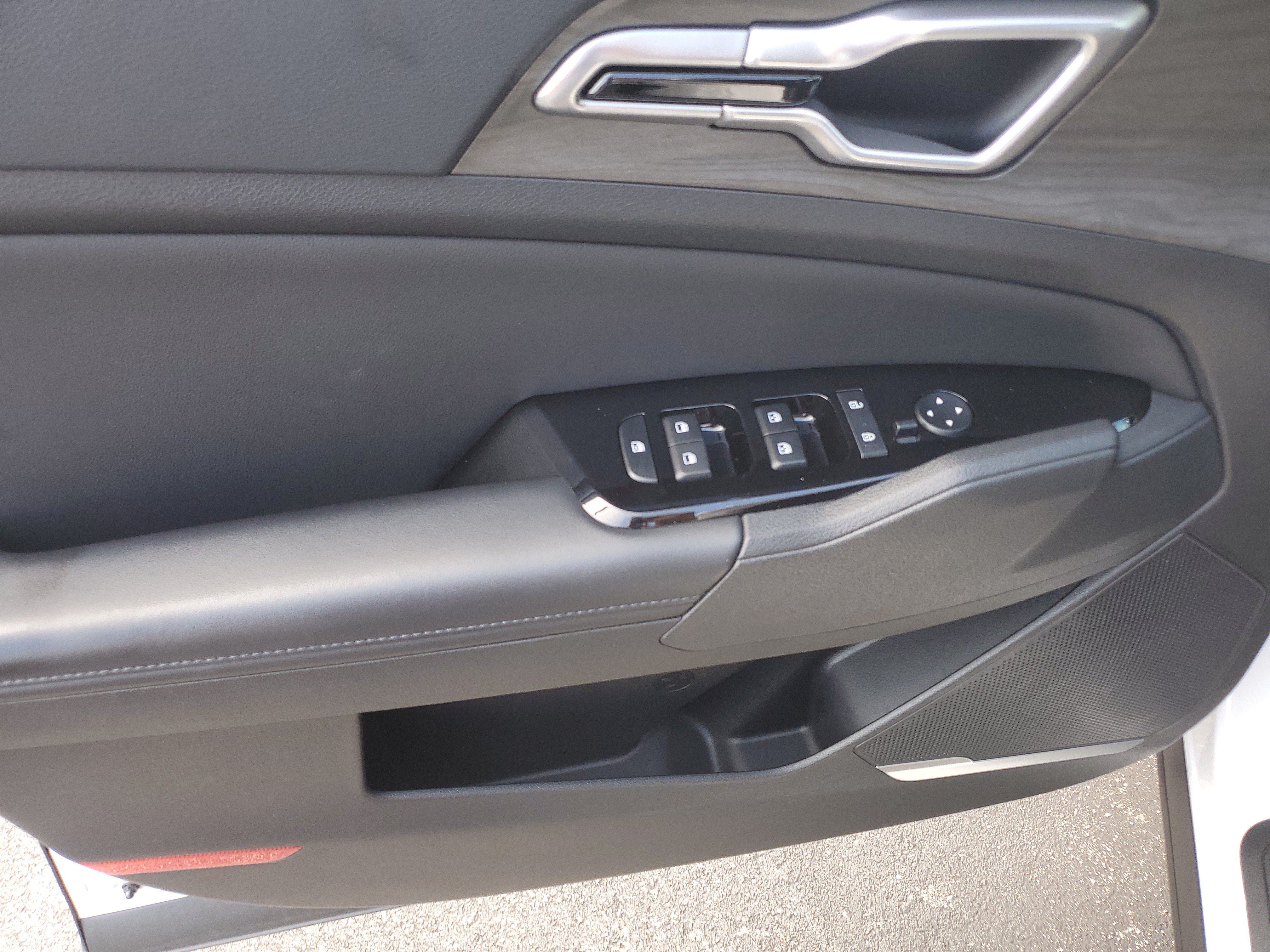 Used 2024 Kia Sportage X-Line w/ X-Line Premium Package AWD/4WD image 19