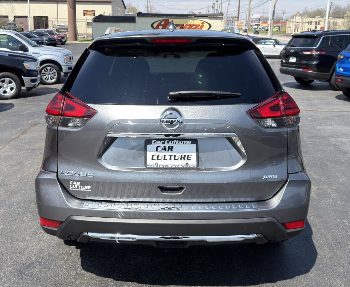 Used 2018 Nissan Rogue S w/ S Value Package image 51