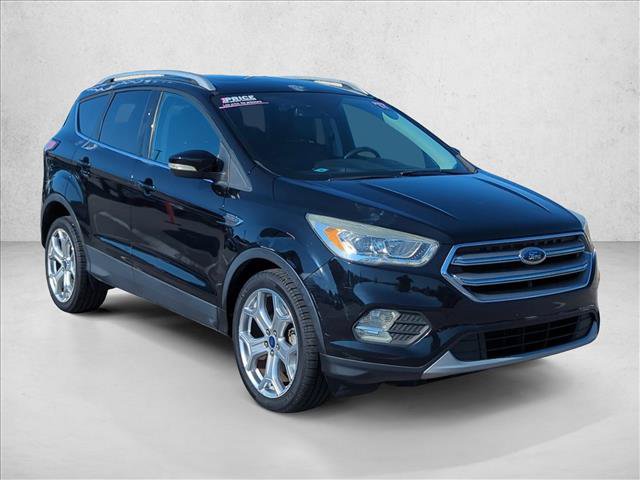 Used 2017 Ford Escape Titanium FWD image 3