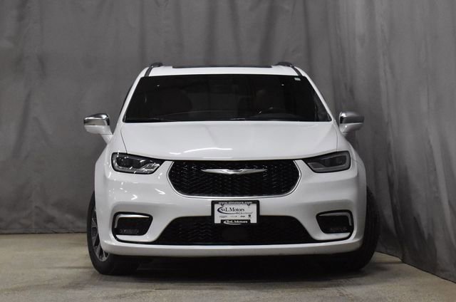Used 2022 Chrysler Pacifica Pinnacle image 5