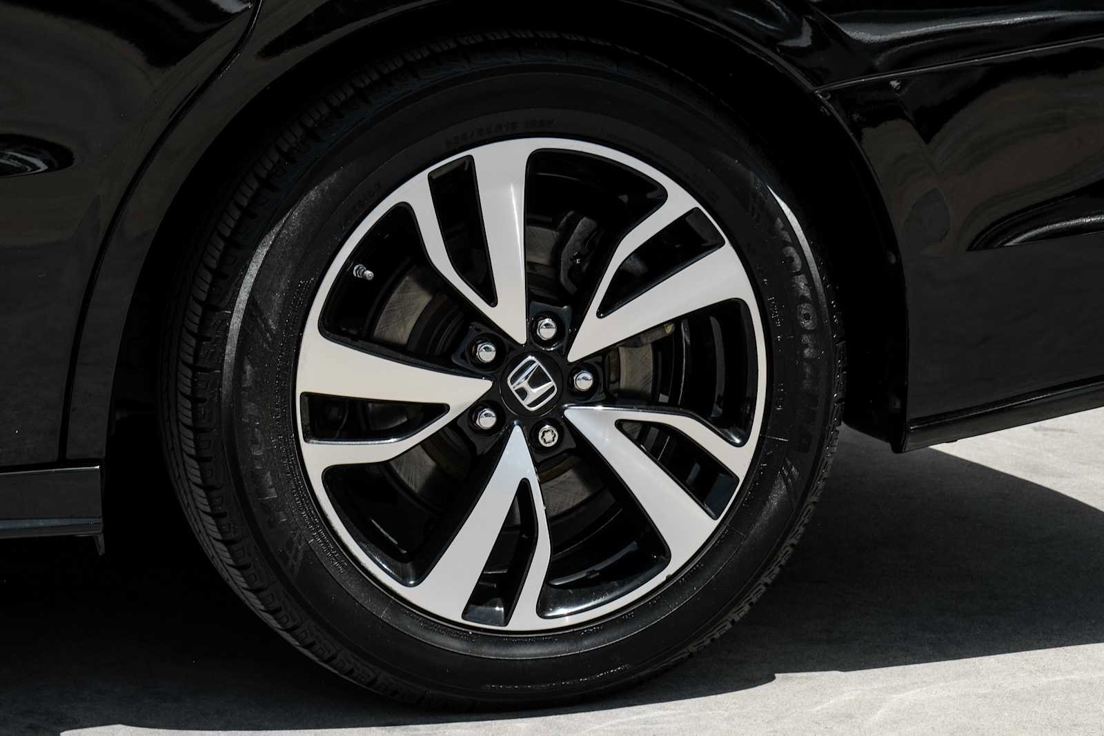 Used 2020 Honda Odyssey Elite image 52