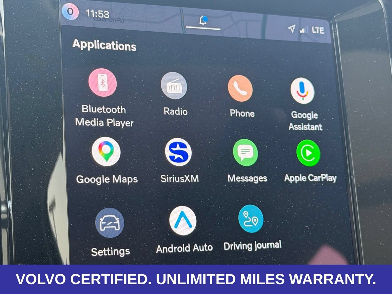 Certified 2026 Volvo XC40 B5 Plus AWD/4WD image 25