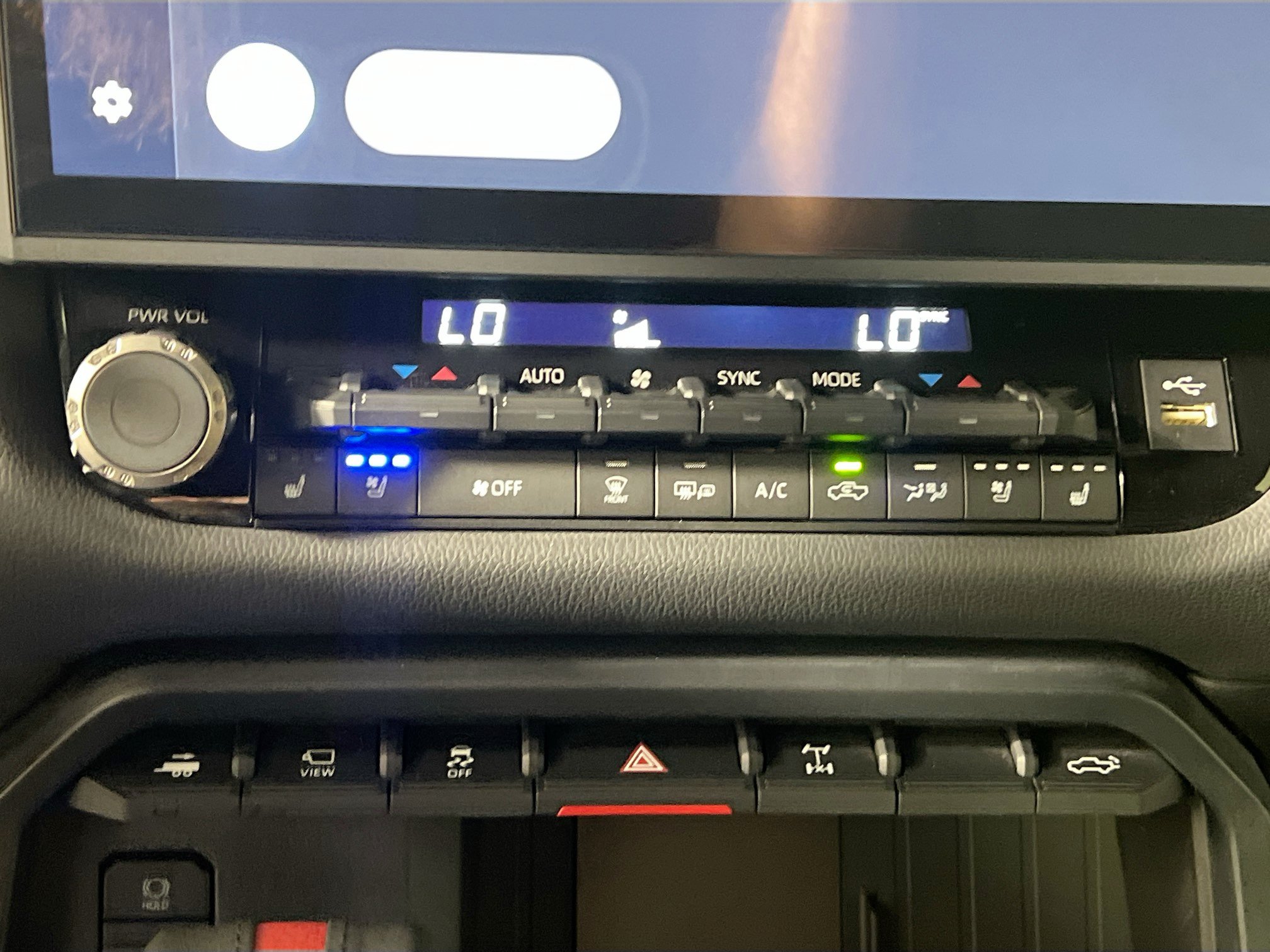 Used 2025 Toyota Tundra TRD Pro AWD/4WD image 25