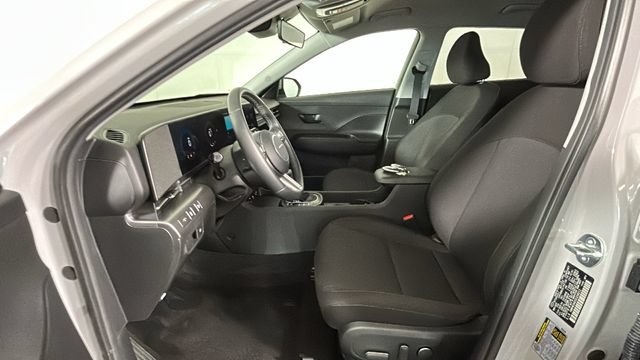 Certified 2025 Hyundai Kona SEL FWD image 11