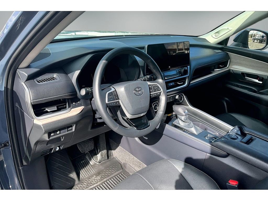 Used 2026 Toyota Grand Highlander Limited image 14